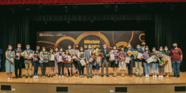 HKBU SCE staff honoured with long service award
