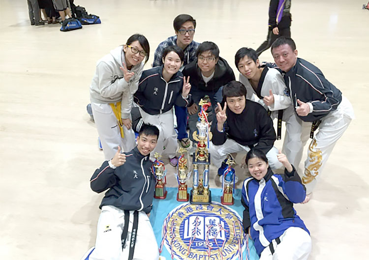 浸大代表隊在台灣弘光盃大專院校跆拳道錦標賽勇奪多個獎項。
