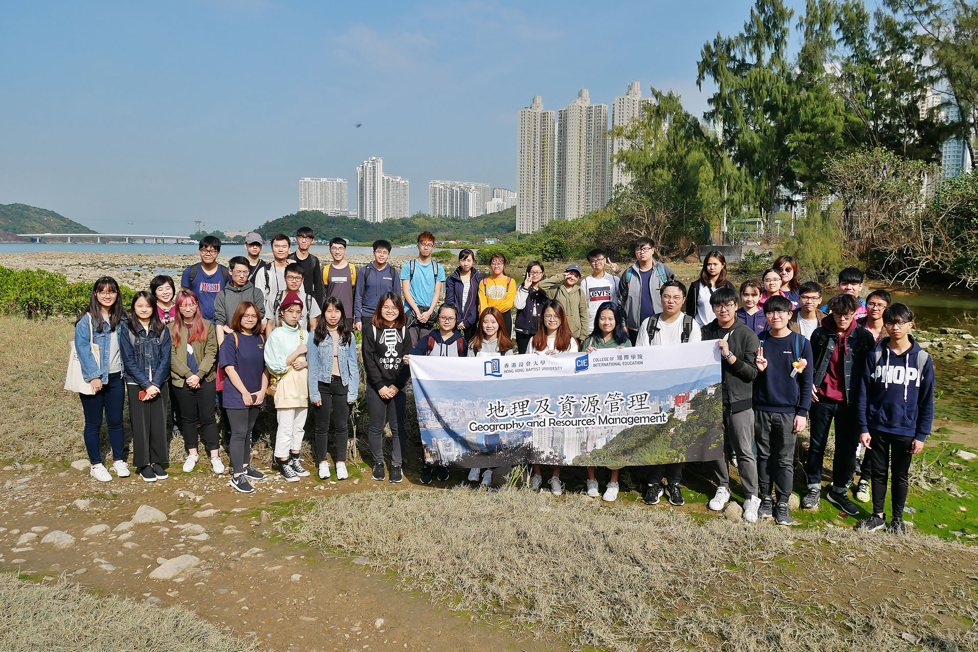 CIE joins hand with Green Power to protect the eco-environment of Tung Chung River