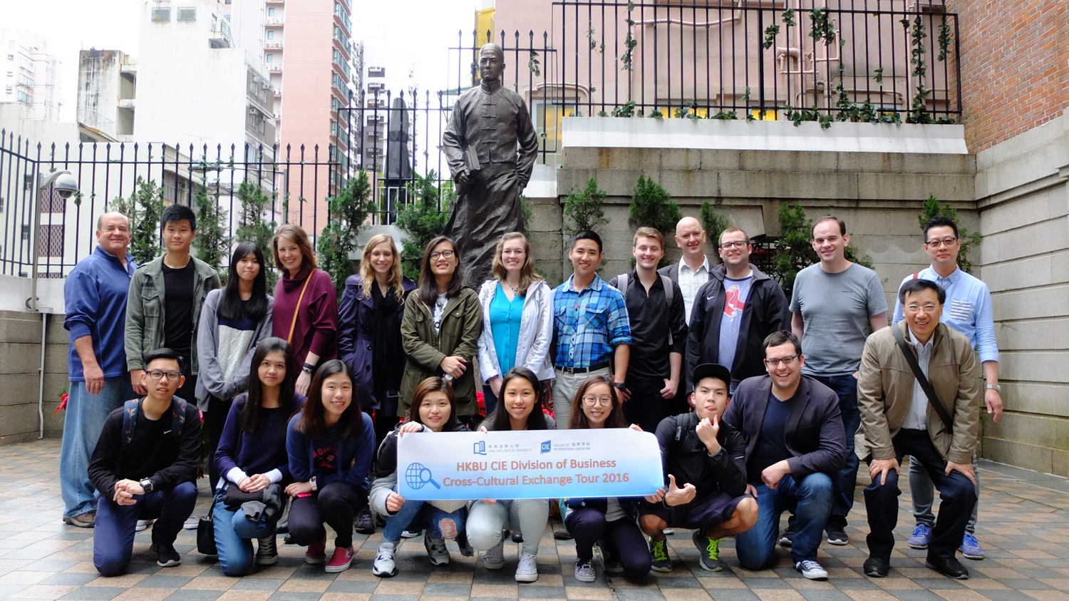 CIE organises cross-cultural exchange tour with Creighton University in Hong Kong