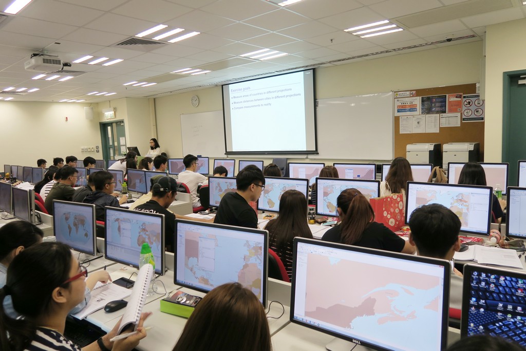 The GIS workshop provides a basic training for students to understand the use of ArcGIS software and its applications.