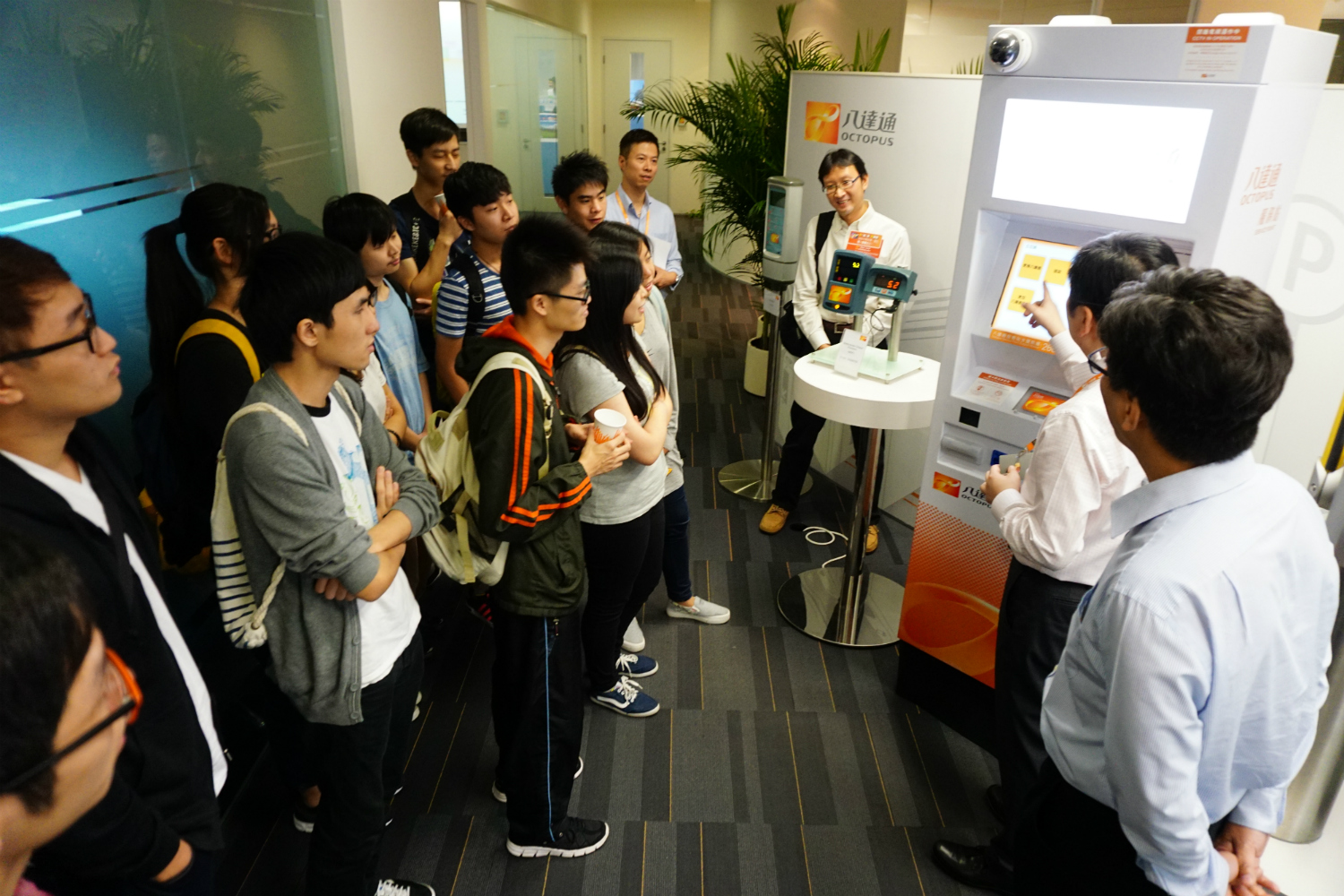Students and teaching staff had a wonderful learning experience by visiting the Kowloon Bay Office of Octopus Cards Limited.