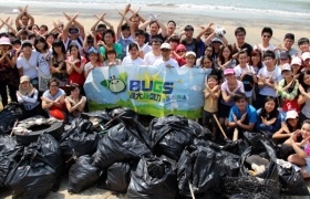 HKBU’s Green Volunteer Team participates in beach cleaning