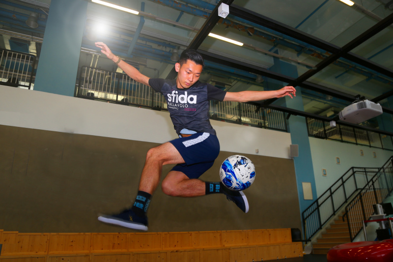 花式足球世界赛首位获奖香港运动员马伟澄：不停进步走得更远