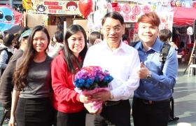 CIE Students Participate in Lunar New Year Fair